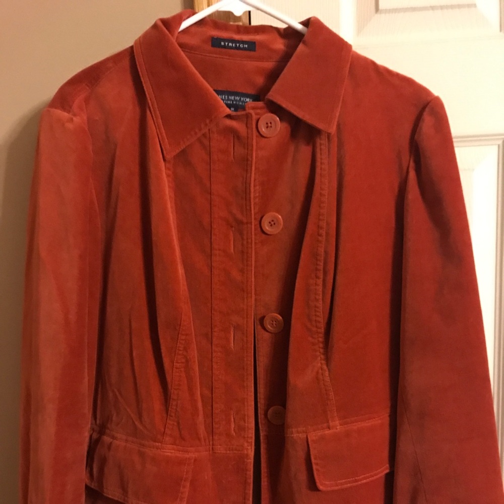Super cute...Jones of New York blazer